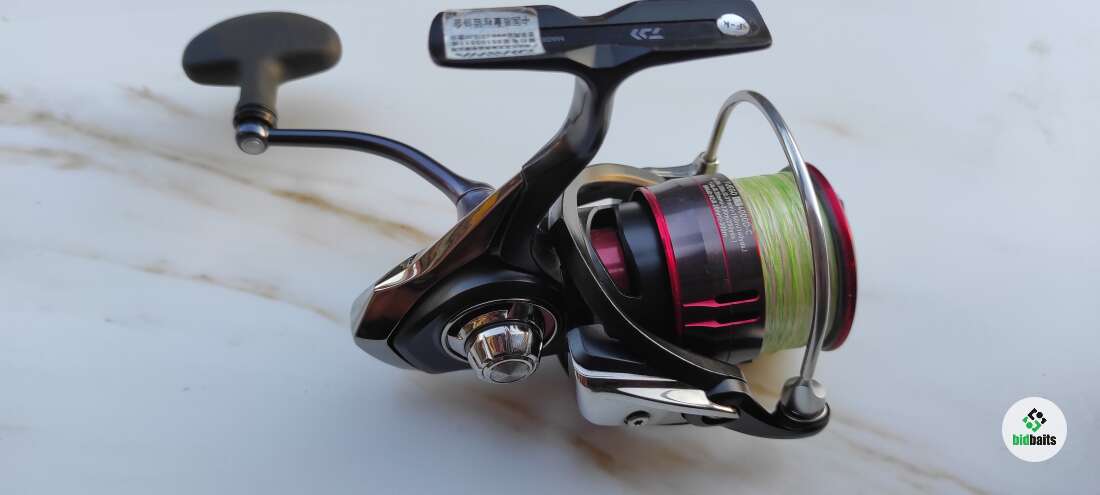 Купить Катушка Daiwa Fuego 17 LT 4000D-C по цене 6000 руб.