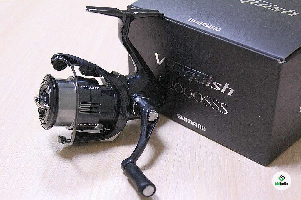 SHIMANO 19 Vanquish C2000SSS スピニングリール