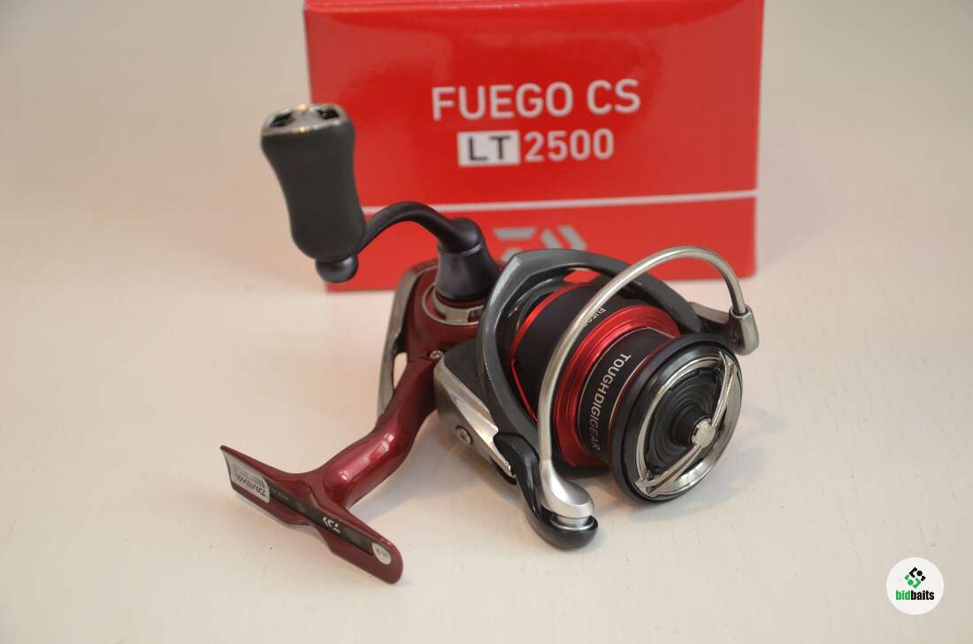 Daiwa fuego lt 2500. Катушка Daiwa 20 Fuego lt 2500. Катушка 23 Fuego lt 2500 упаковка. Fuego 21 lt подшипник. Дайва Фуэго ЛТ 23 года.