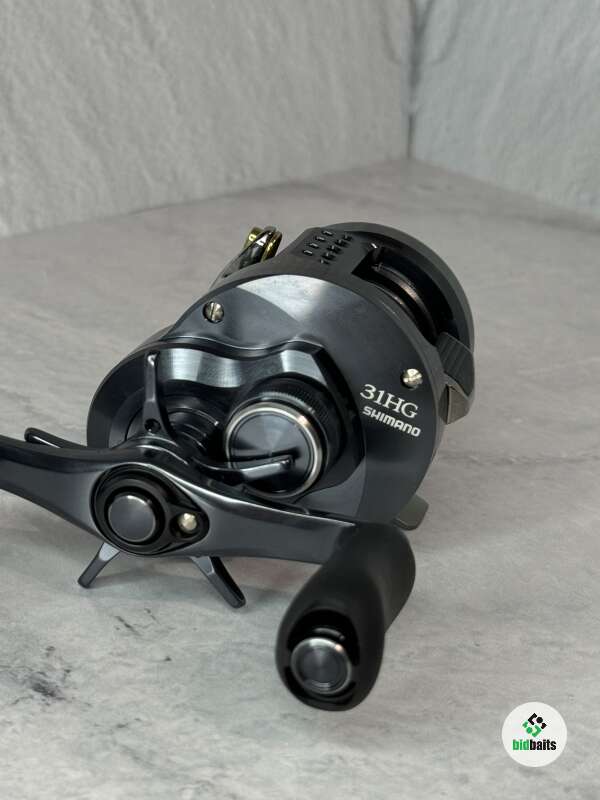 Купить Shimano 24 Calcutta Conquest SE 31HG по цене 36000 руб.
