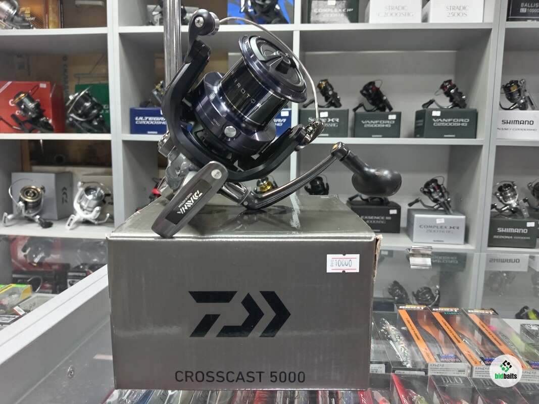 Купить Катушка DAIWA 17 CROSS CAST 5000 по цене 10000 руб.